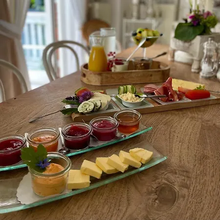 Gutshaus Krimvitz Kleines Doppelzimmer Inkl Frühstück Frühstückspension